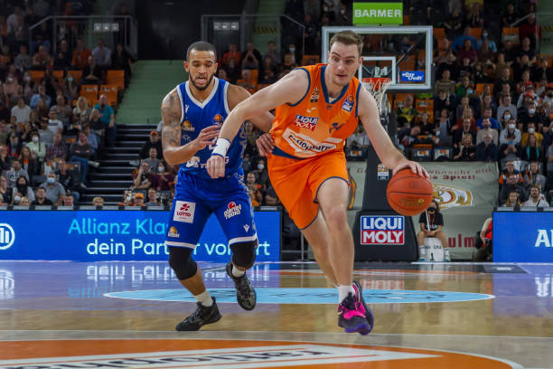 冰运动的推 冰运动的推