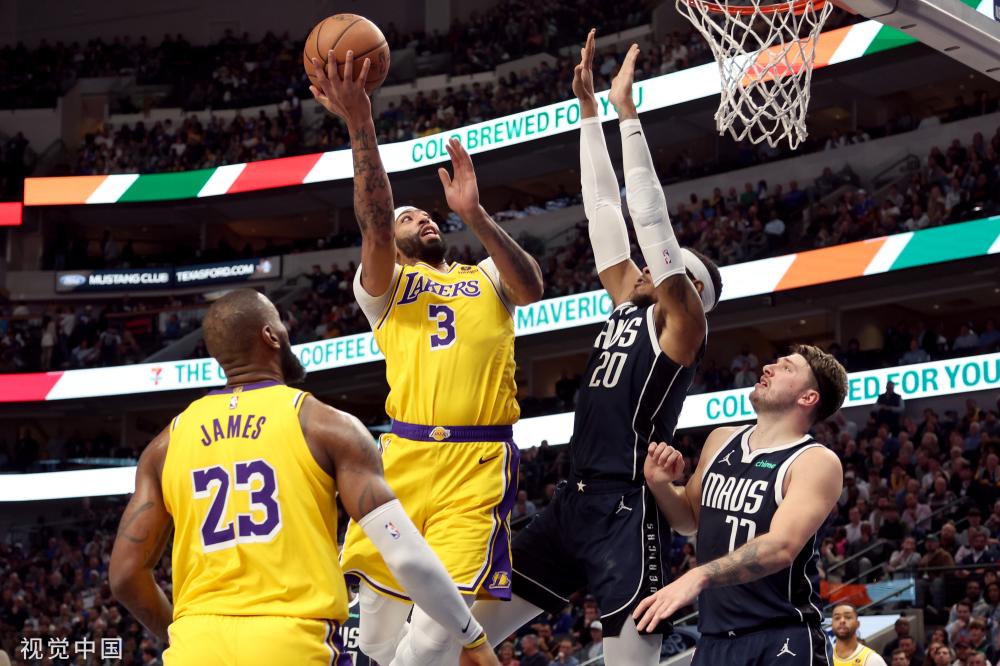 在众多羽毛 在众多羽毛